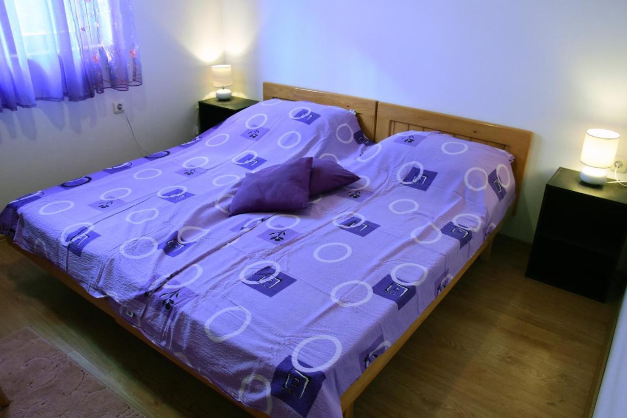 Apartments Zana Вир Екстериор снимка