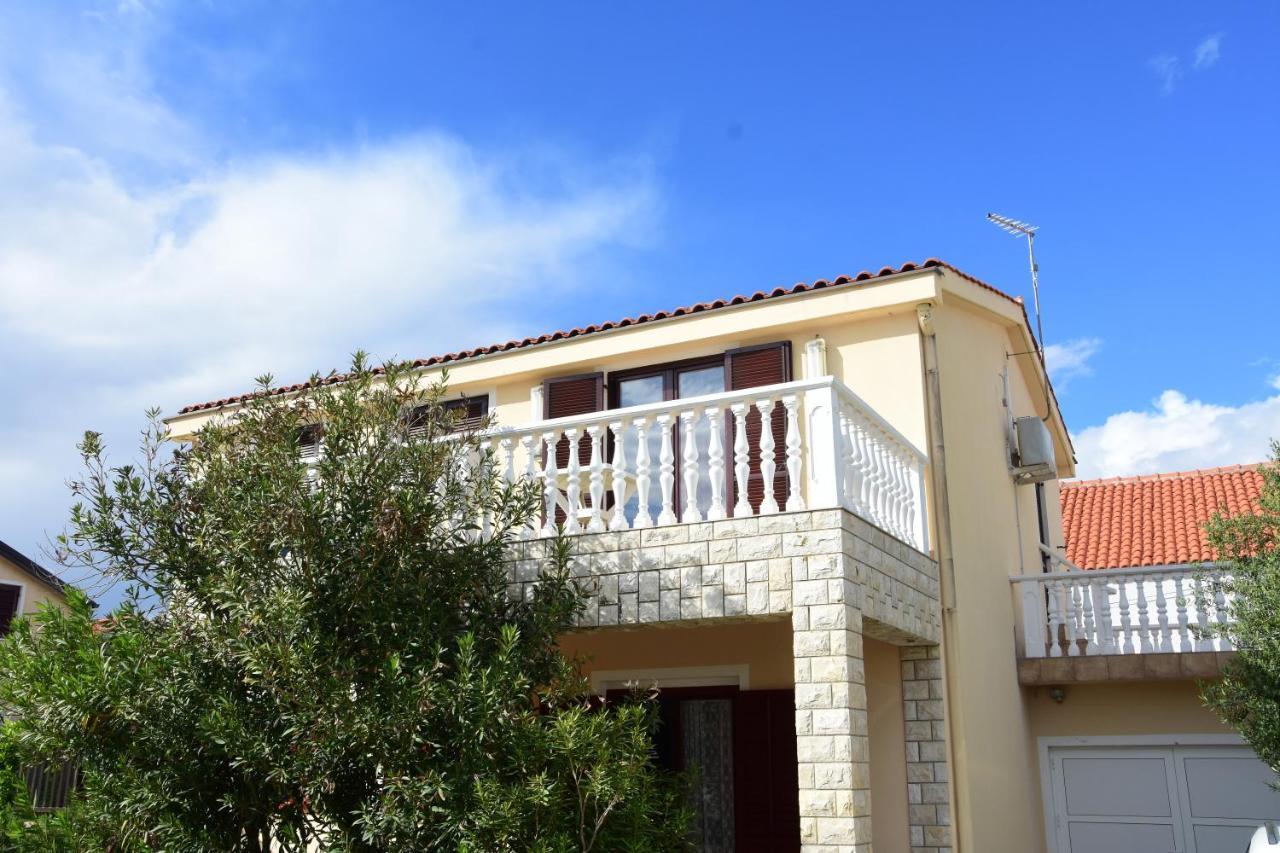 Apartments Zana Вир Екстериор снимка
