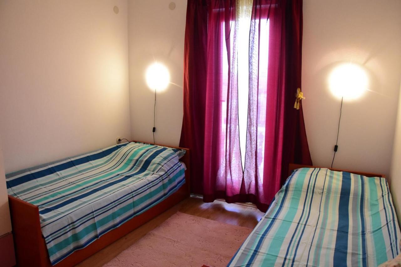 Apartments Zana Вир Екстериор снимка