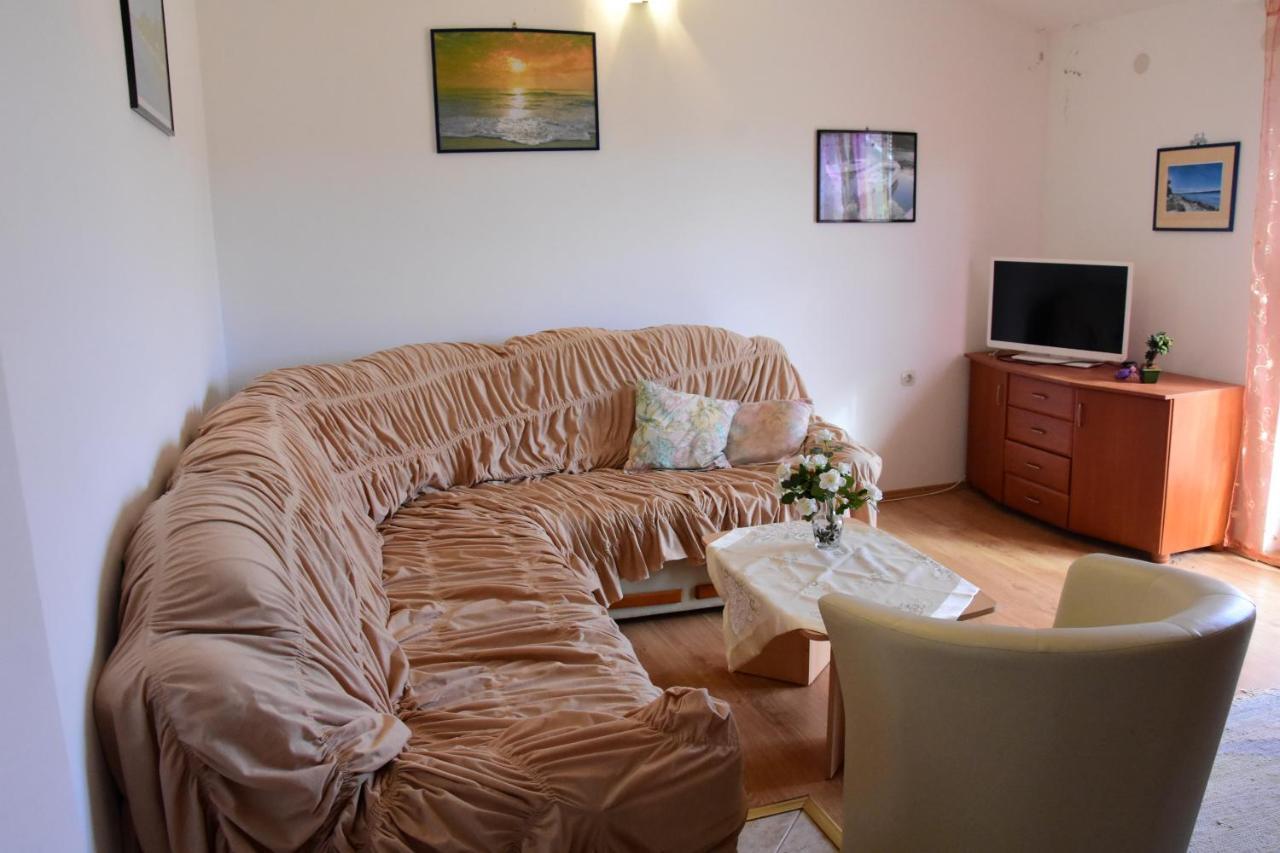 Apartments Zana Вир Екстериор снимка